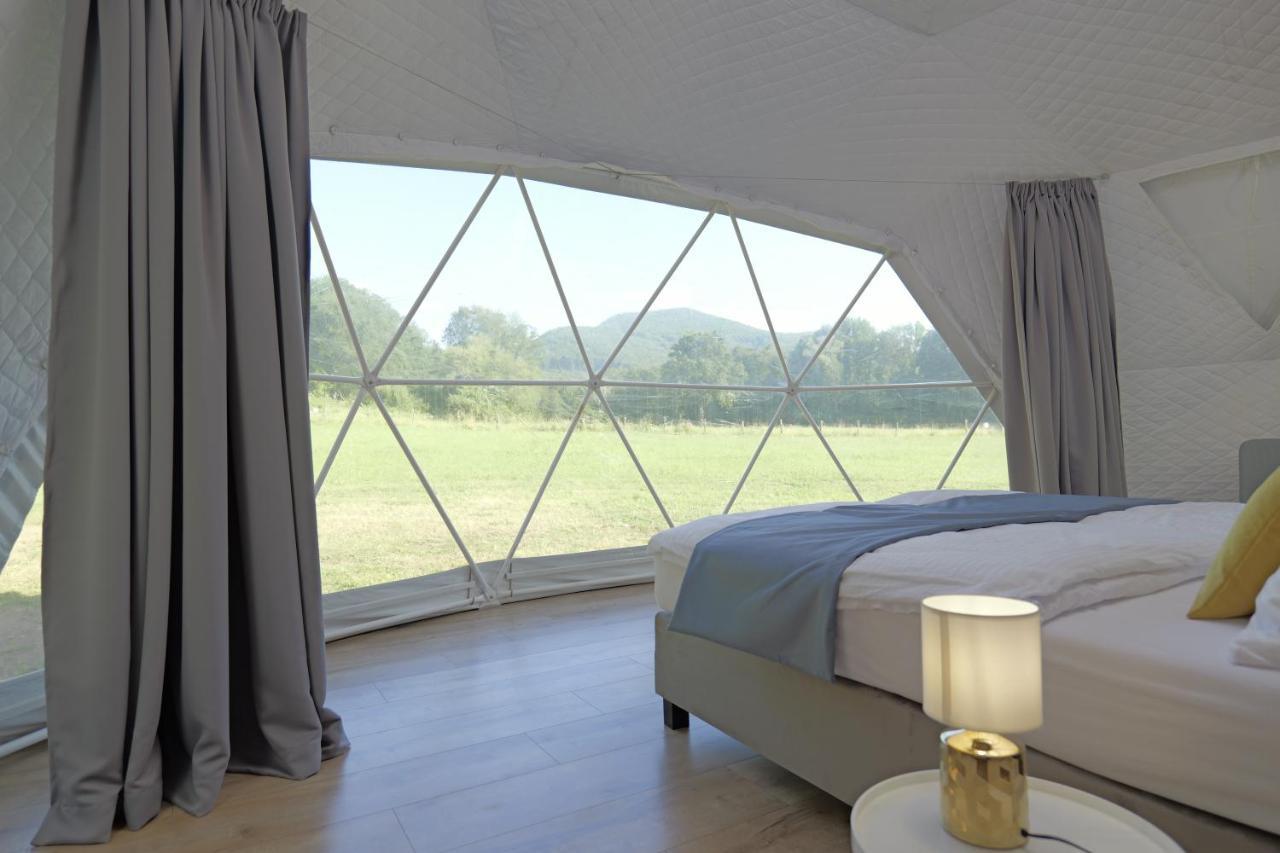 Glamping Resort Dolny Kamenec Extérieur photo