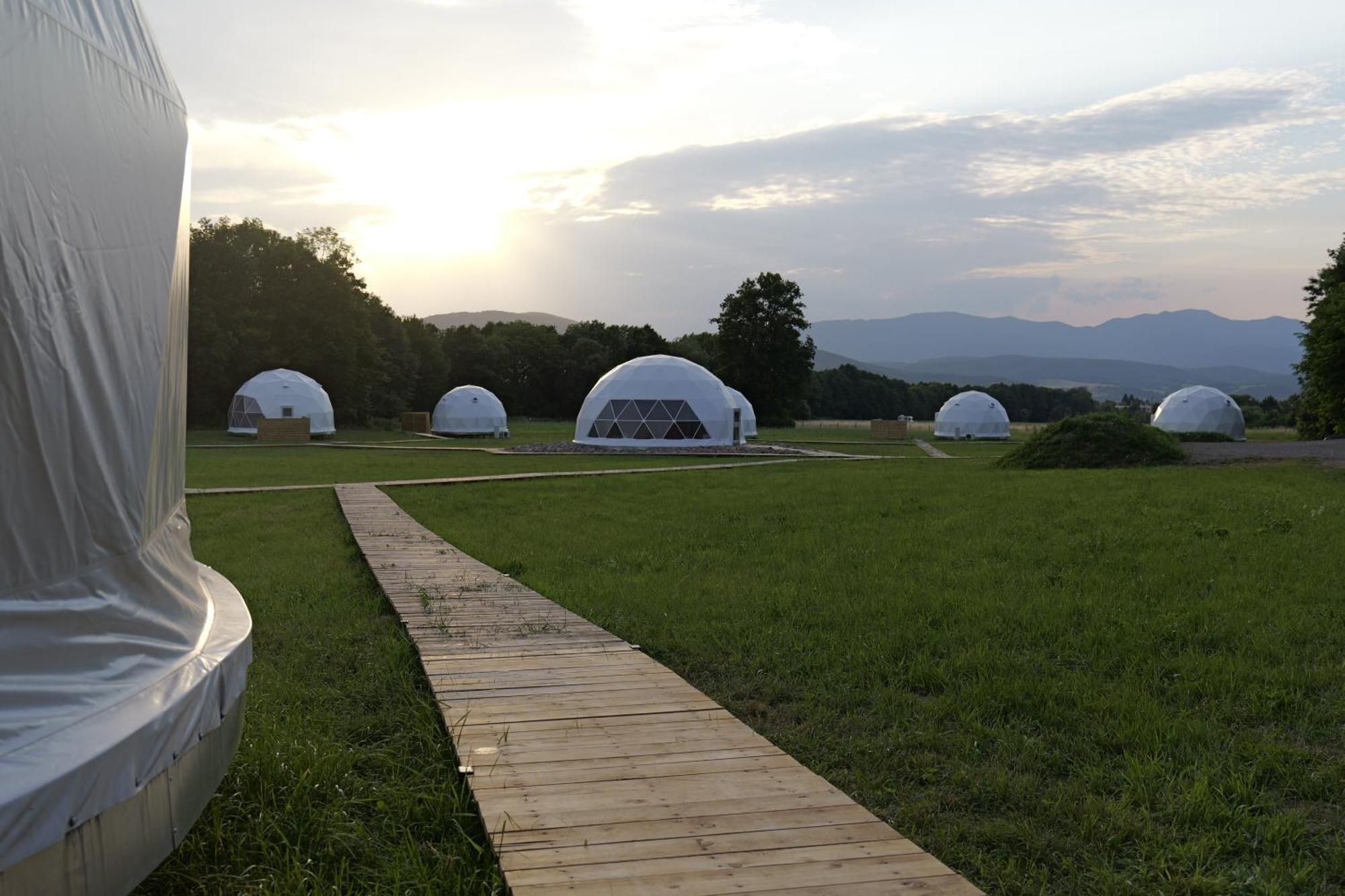 Glamping Resort Dolny Kamenec Extérieur photo
