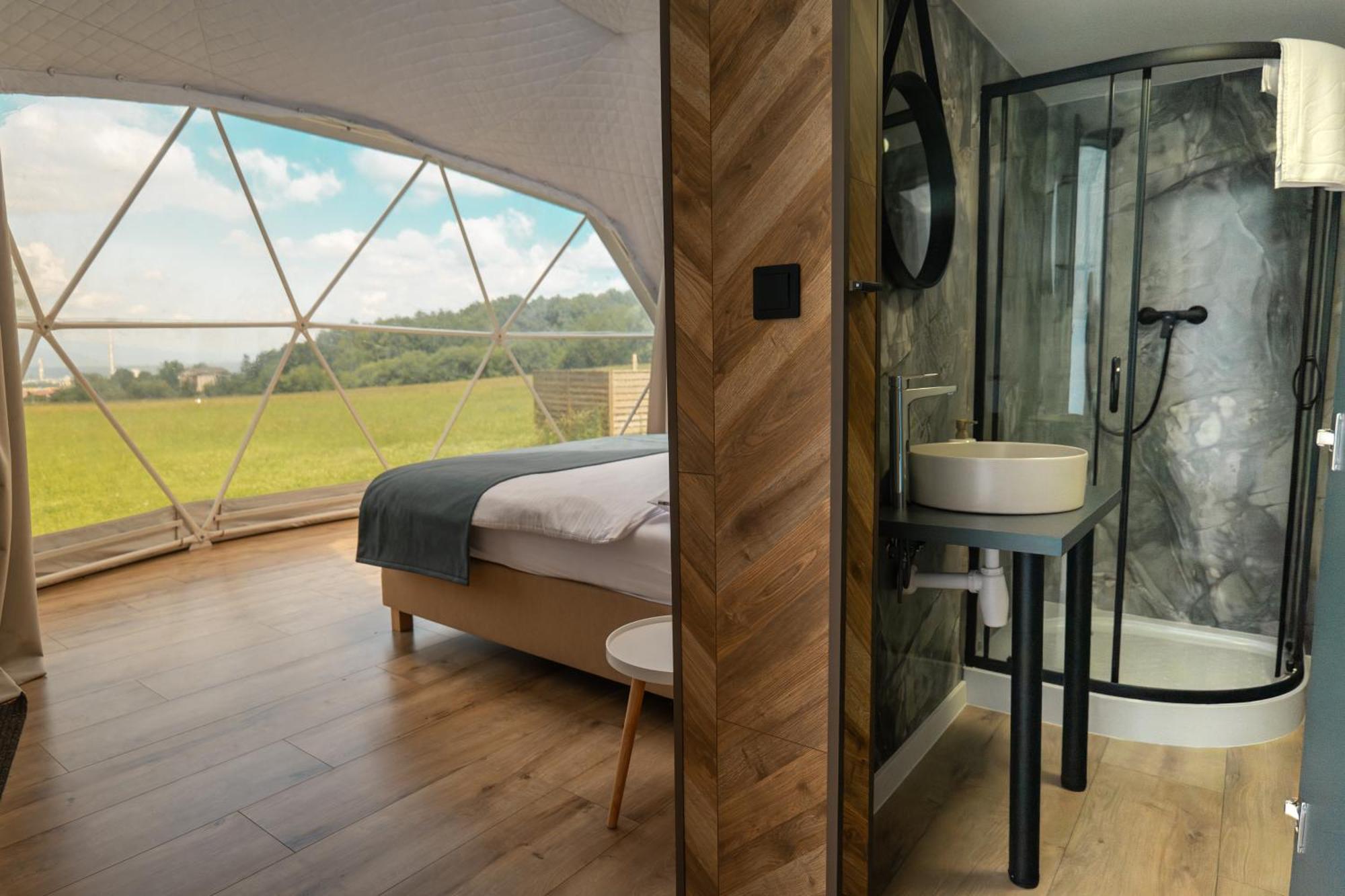 Glamping Resort Dolny Kamenec Extérieur photo