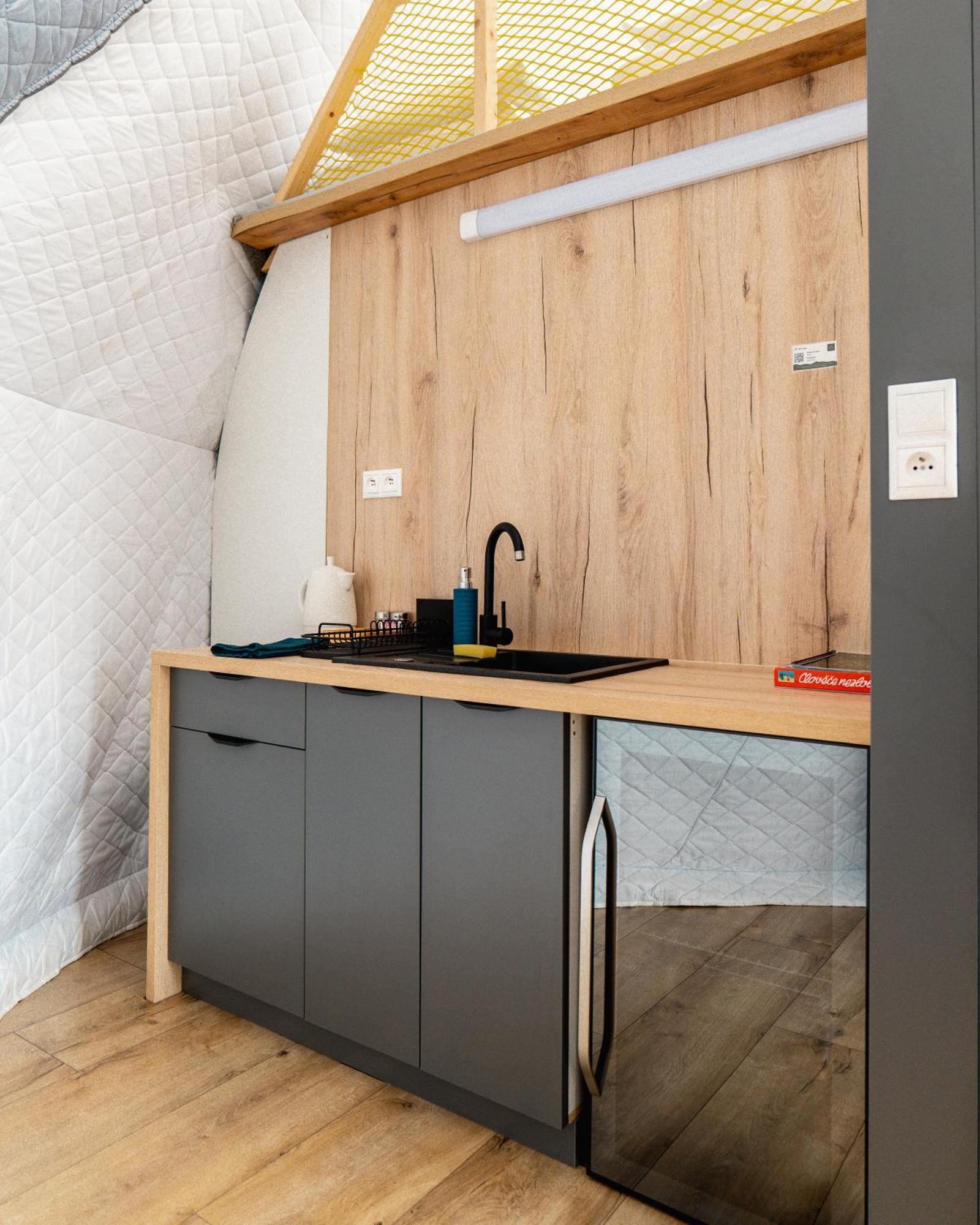 Glamping Resort Dolny Kamenec Extérieur photo